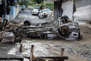 انتقاد رئیس پلیس راهور از وضعیت اتومبیل‌سازی مافیای «خودرو»: چرا وزارت بهداشت کاری برای مصدومان تصادفات نمی‌کند؟