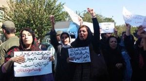 تظاهرات زنان تهران علیه جنایت اسیدپاشی، 30 مهر 93