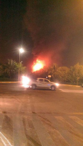 خودروی سوخته در پانصدمتری محل انفجار و آتش سوزی