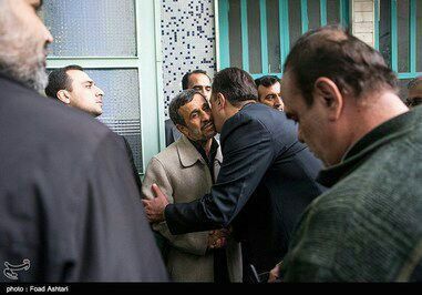 مراسم ختم مادر محمود احمدی‌نژاد در مسجد نارمک تهران