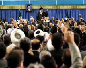 رهبر جمهوری اسلامی از بزرگترین دشمنان علوم انسانی غیراسلامی محسوب می‌شود