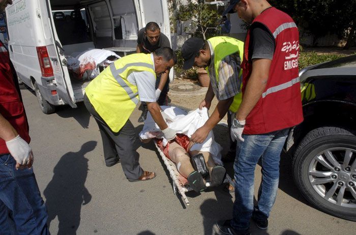 یکی از مجروحان حادثه تروریستی تونس عکس از رویترز Reuters©