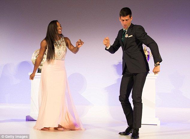 نواک یاکوویچ و سرینا ویلیامز در جشن و رقص قهرمانی جام ویمبلدون ۲۰۱۵