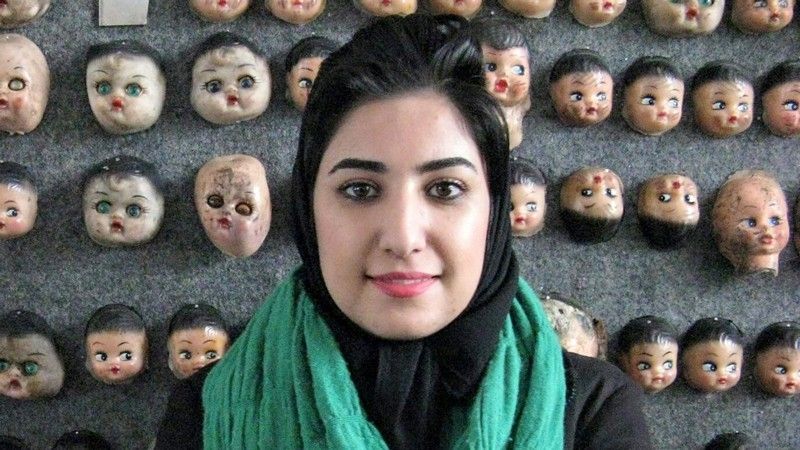 آتنا فرقدانی