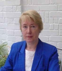 دکتر استفانیه کرونین استاد دانشگاه آکسفورد و عضو انجمن بین‌المللی ایران شناسی