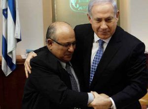 نتانیاهو و مئیر داگان، ژانویه ۲۰۱۱ Reuters©