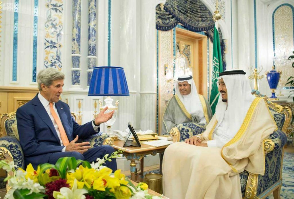 ملک سلمان پادشاه عربستان و جان کری وزیر امور خارجه آمریکا، جدّه، اوت ۲۰۱۶