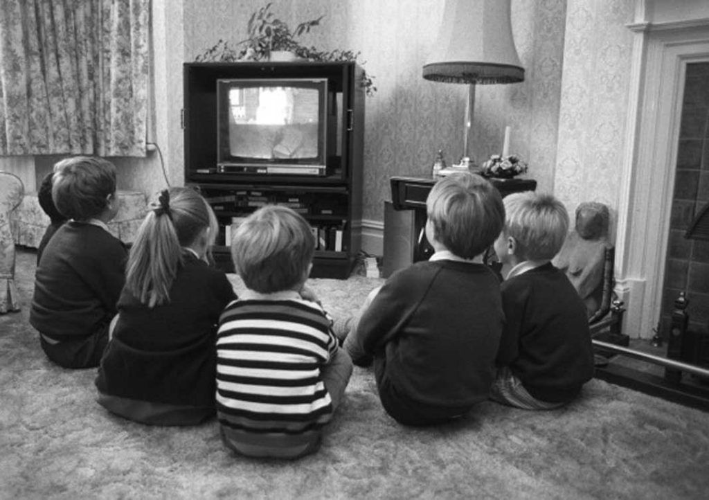 کودکان و تلویزیون