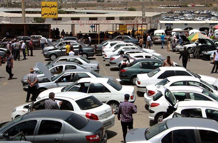 پسلرزههای نرخ دلار و بنزین در بازار اتومبیل؛ افزایش قیمت ۸۰۰ میلیون تومانی در یک روز!
