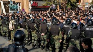 سرمقاله؛ جنگ جمهوری اسلامی با ملت ایران «آتش‌بس» ندارد!