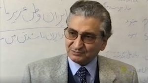 رضا قاسمی دیپلمات سابق و بنیانگذار «کانون ایران» در لندن درگذشت