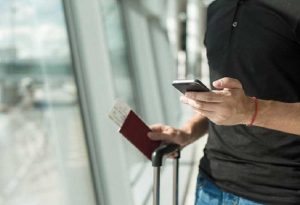 بازار پررونق دلالان در فرودگاه‌های بین‌المللی برای خرید سهمیه ارز و «رجیستری» موبایل