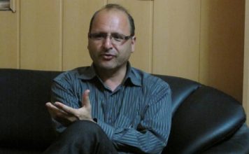 یک عضو «کمیسیون امنیت ملی» مجلس شورای اسلامی: قالیباف برای طلب ۱۲ میلیارد دلاری و موضوع خلع سلاح شبهنظامیان به عراق رفت