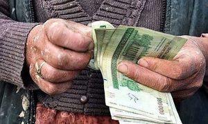 سقوط قدرت خرید خانوارها؛ هشدار درباره افزایش نارضایتیها و «بحران امنیتی»