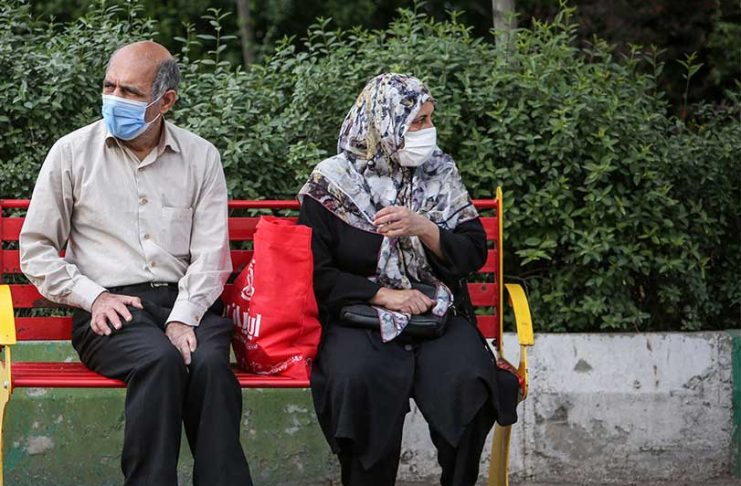 زندگی دشوار بازنشستگان با حقوقهای ناچیز و هزینههای سر به فلک کشیده