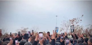 ایران: خیابان آینده خود را انتخاب میکند