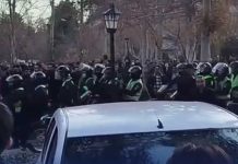 گزارش مراسم یادبودِ به خون کشیده شده خسرو علیکردی؛ بیش از ۱۵ نفر بازداشت شدند