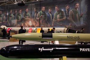 نمایشگاه تسلیحاتی جمهوری اسلامی تلاش برای انحراف افکار عمومی پس از جنگ ۱۲ روزه