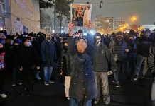 بیانیه بیش از ۱۷۰ هنرمند و چهره فرهنگی خطاب به ایرانیان خارج از کشور: بکوشیم در پیشگاه قضاوت تاریخ و وجدان خویش سربلند باشیم