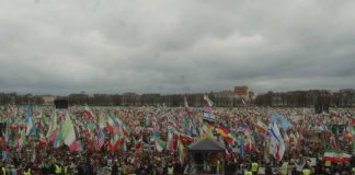 ویدئوی گردهمایی مونیخ در روز جهانی اقدام در همبستگی با انقلاب شیروخورشید ملت ایران
