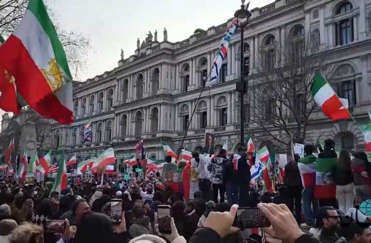 پاسخ پرشور ایرانیان بریتانیا به فراخوان شاهزاده رضا پهلوی در «روز جهانی اقدام»