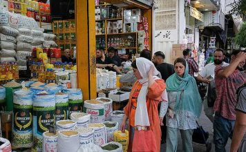 هزینه حذف ارز ترجیحی بر سفره کمدرآمدها؛ افزایش پرسرعت قیمت موادخوراکی ادامه دارد