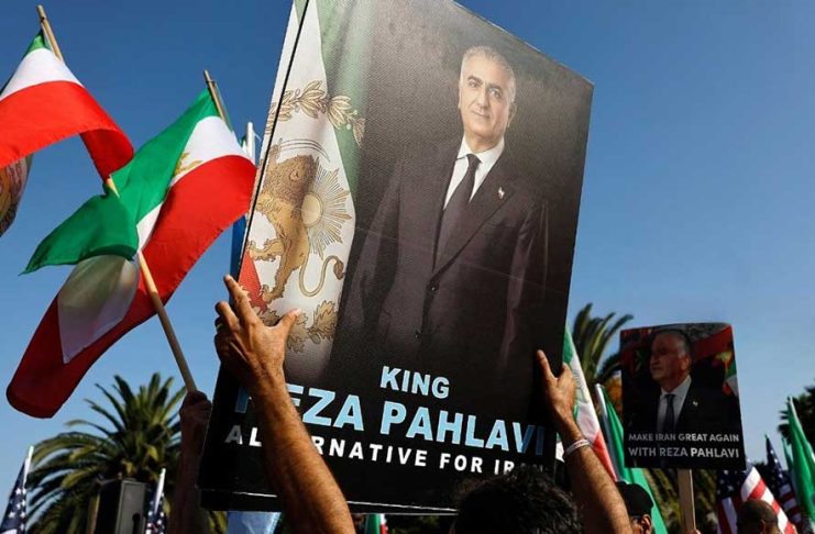 اعلام همبستگی دانشجویان دهها دانشگاه ایران با شاهزاده رضا پهلوی