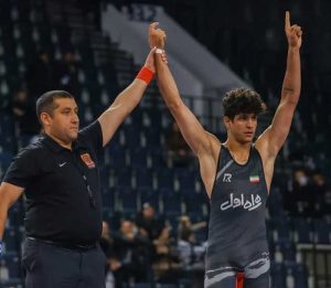 اختصاصی؛ خطر اجرای حکم «اعدام در ملاءعام» کشتیگیر ۱۸ ساله بازداشتشده در اعتراضات دی۴۰۴