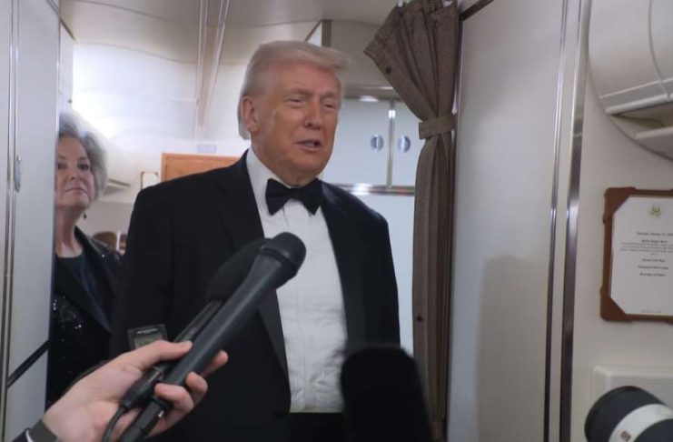 اولتیماتوم ترامپ به جمهوری اسلامی: مهلت نهایی برای توافق رو به پایان است