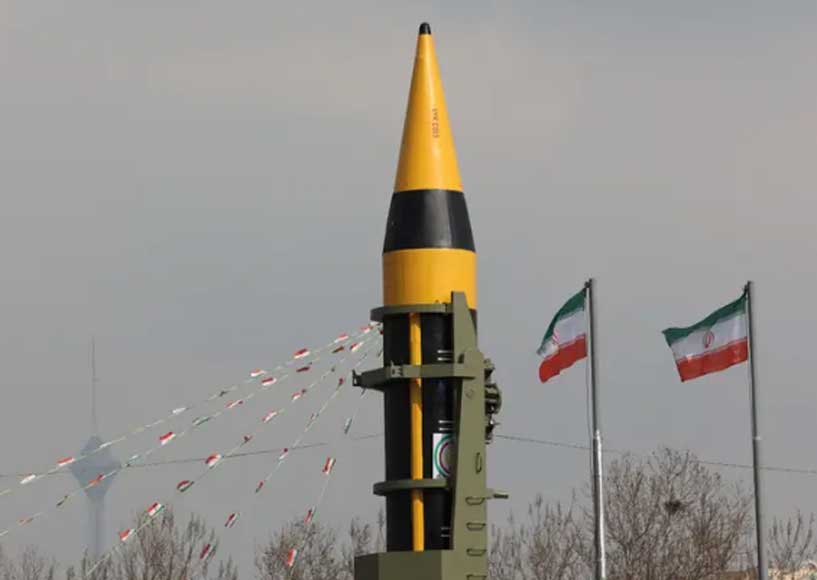 رابطه‌ی تضعیف و فروپاشی: دینامیک بقای حکومت‌ها در شرایط بحران