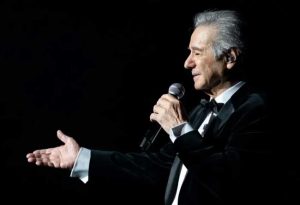 عارف خواننده پیشکسوت و خاطرهانگیز ایران درگذشت