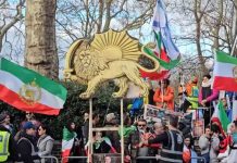 تجمع ایرانیان بریتانیا در واکنش به حمله آمریکا و اسرائیل به جمهوری اسلامی
