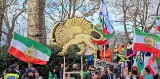 تجمع ایرانیان بریتانیا در واکنش به حمله آمریکا و اسرائیل به جمهوری اسلامی