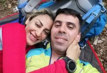 صالحه اکبری، تکنسین اتاق عمل و کوهنورد، با شلیک مأموران سرکوب در خانهاش جان باخت