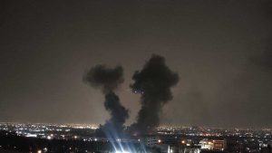 گاردین: اسرائیل امیدوار است بعد از اقدام نظامی، علیه رژیم ایران «قیام مردمی» شکل بگیرد