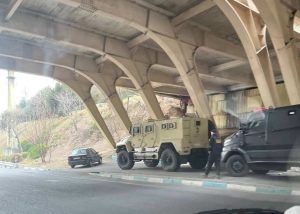 استقرار نیروهای امنیتی در داخل تونلها و زیرپلها از ترس پهپاد؛ شناسایی سریع موقعیت سرکوبگران