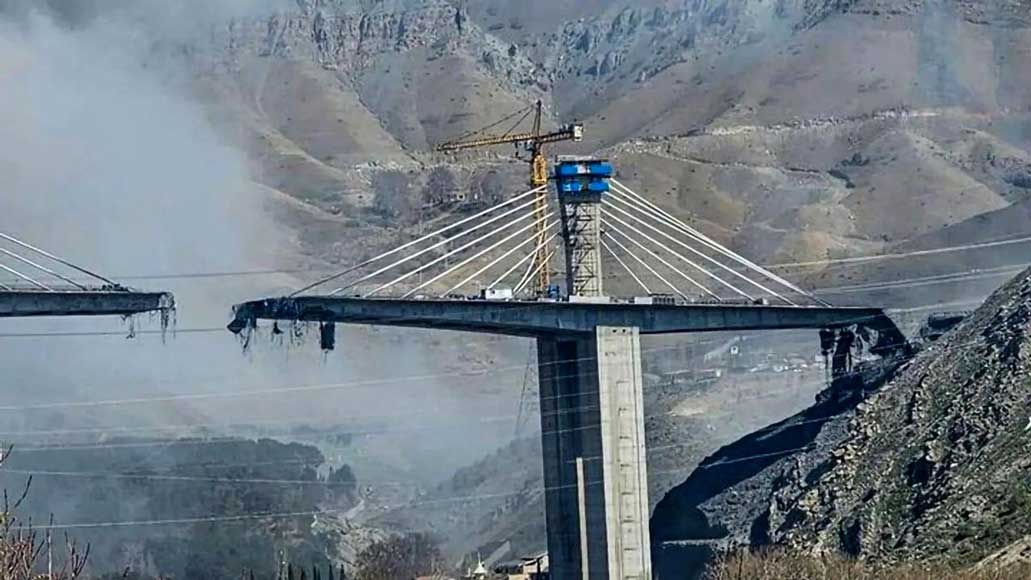 ​زیرساخت‌های توهّمی یا سنگرِ دروغ؛ ملت ایران در آستانه انتخابی سرنوشت‌ساز