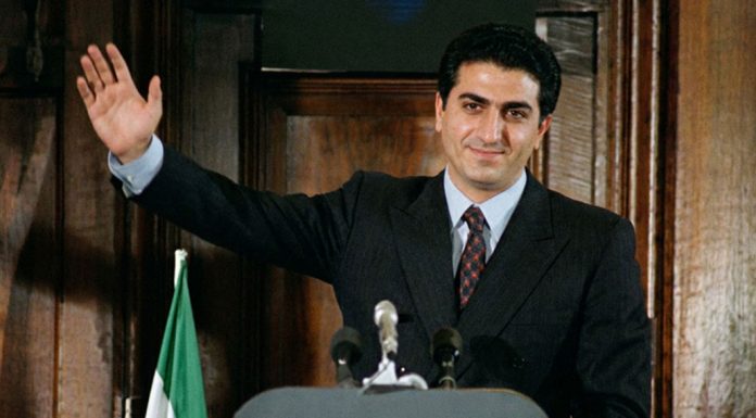 دوران نبرد با تاریکی؛ ولیعهد ۲۵ ساله؛ بازخواهم گشت! (صد سال پهلوی؛ ۱۳۰۴ تا ۱۴۰۴)