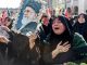 کارکنان ایرانی بیبیسی: معامله بر سر پوشش مراسم خاکسپاری خامنهای «شرمآور و غیرقابل قبول» است