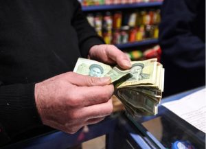 اقتصاد بدون ترمز، در سایهی تنگه هرمز