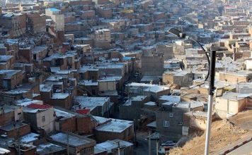 افزایش جمعیت حاشیهنشین در ایران و گرفتاری در «تله فقر»