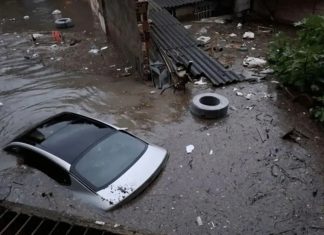 آبگرفتگی استانهای گیلان و مازندران در پی بارش باران؛ از بیاعتنایی به توسعه زیرساختهای شهری تا ساختوسازهای بدون نظارت!