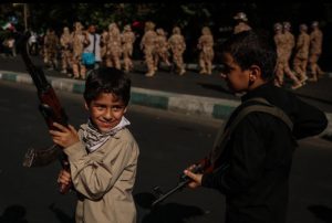 قاچاق انسان و تشکیل سپر انسانی با استفاده از «کودکسربازان» توسط جمهوری اسلامی